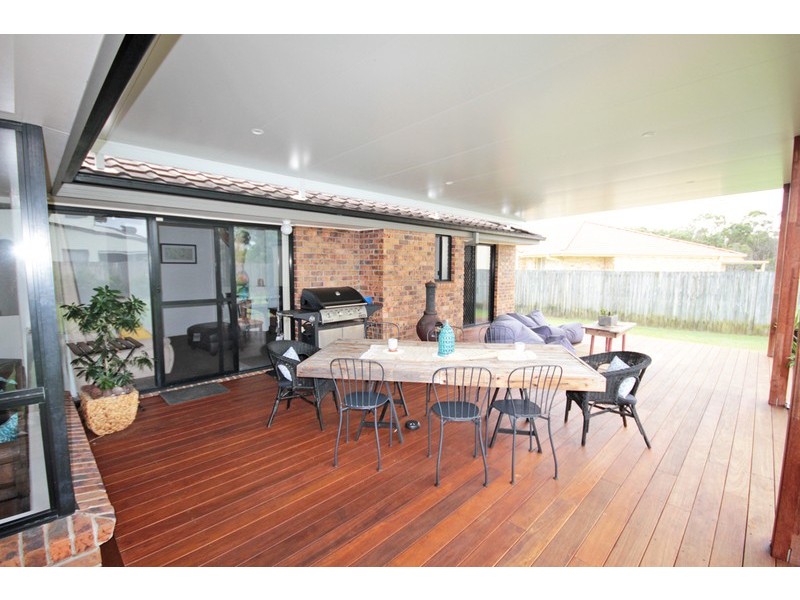 11 Paula Court, Pottsville NSW 2489