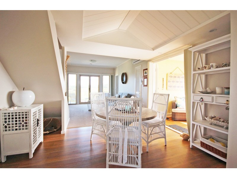 21/2 Creek Street, Hastings Point NSW 2489