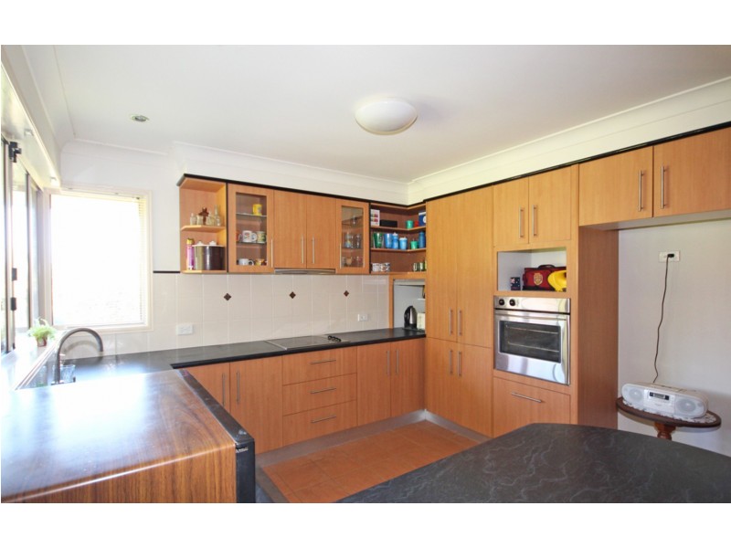 16  Border Crescent, Pottsville NSW 2489