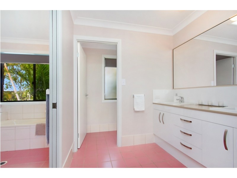 77 Mahers Lane, Terranora NSW 2486