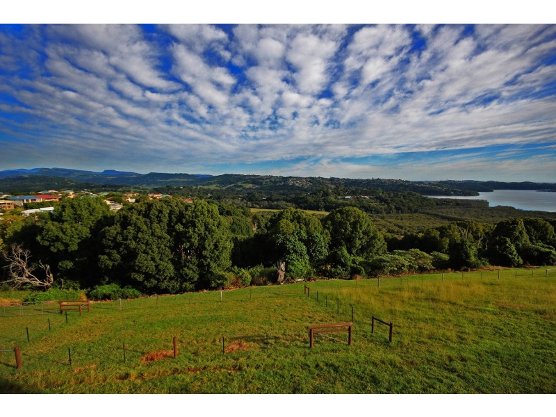 77 Mahers Lane, Terranora NSW 2486