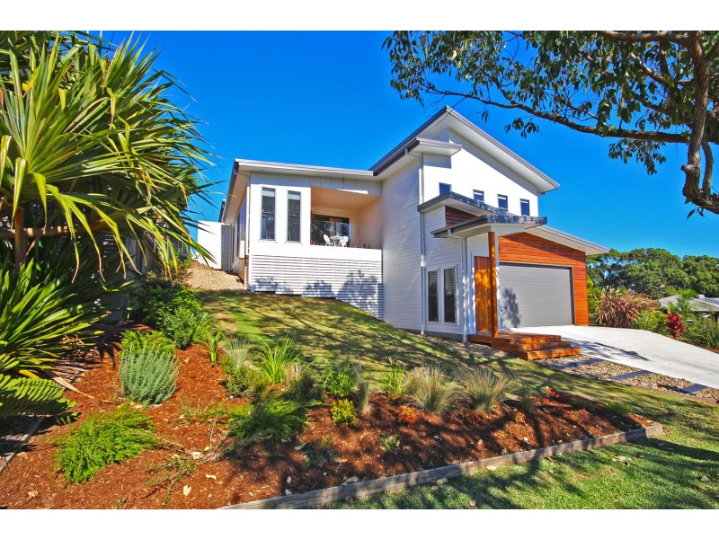 32 Lomandra Avenue, Pottsville NSW 2489