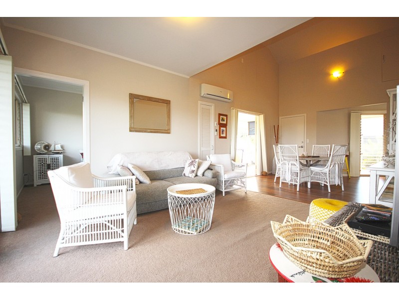 21/2 Creek Street, Hastings Point NSW 2489