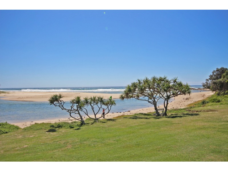 21/2 Creek Street, Hastings Point NSW 2489