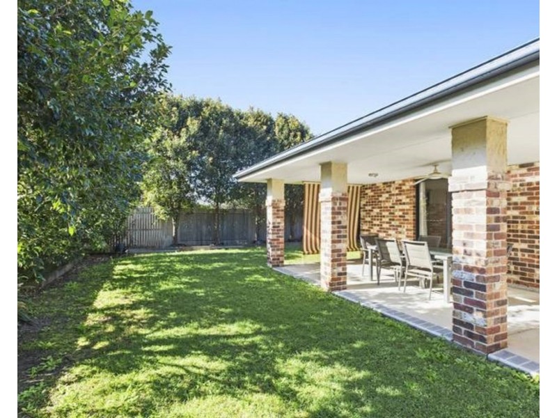 13 Taylor Drive, Pottsville NSW 2489