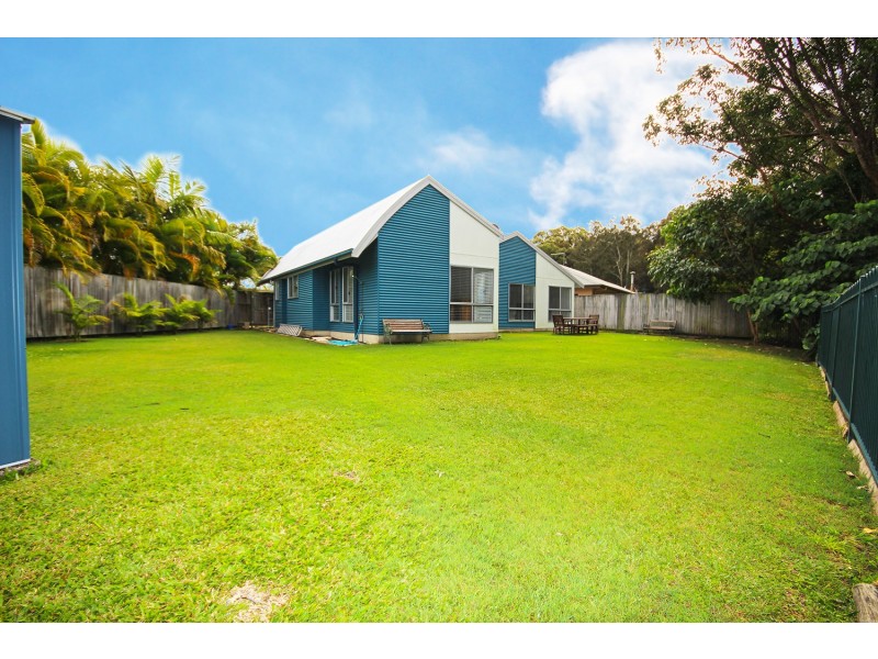 5 Butternut Place, Pottsville NSW 2489