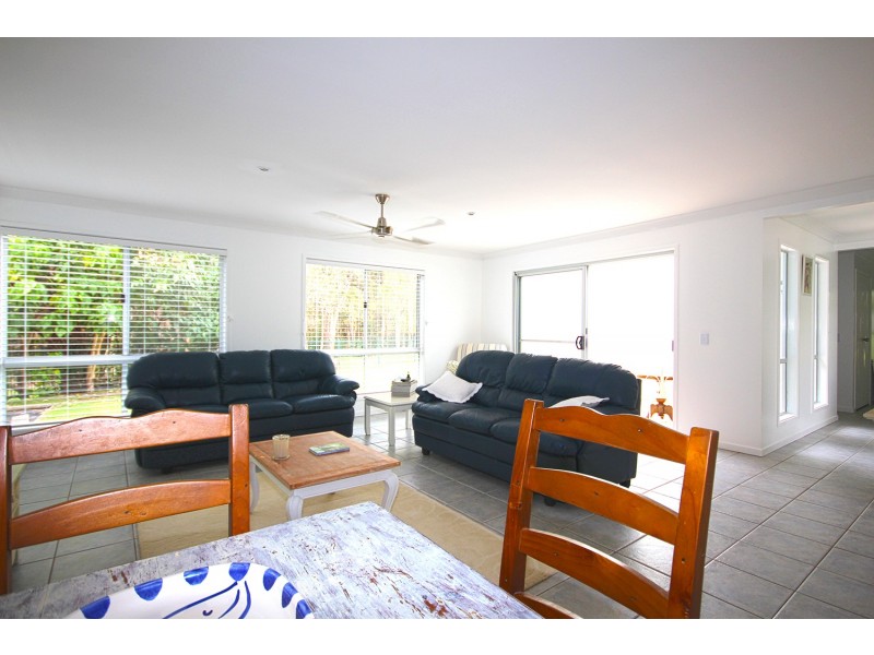 5 Butternut Place, Pottsville NSW 2489