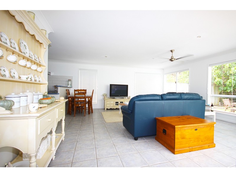 5 Butternut Place, Pottsville NSW 2489