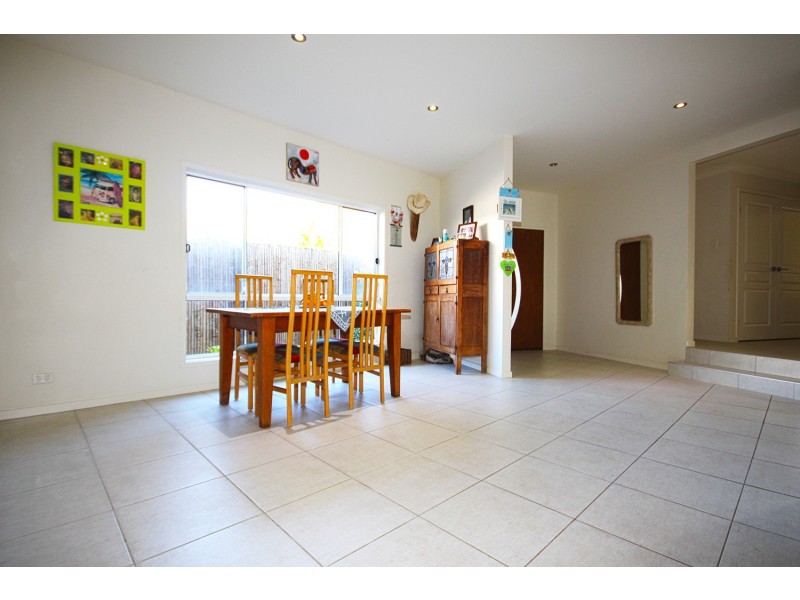 8 Ponsford Place, Pottsville NSW 2489