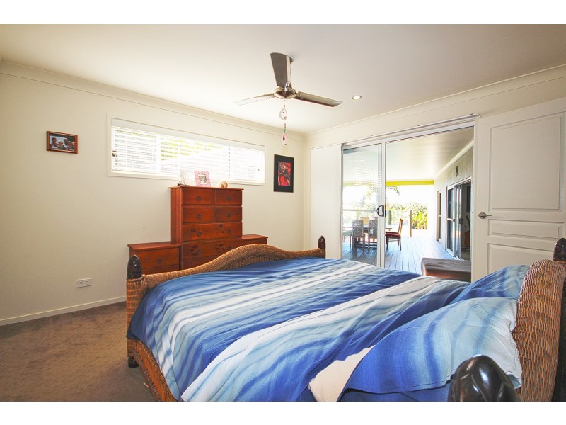 8 Ponsford Place, Pottsville NSW 2489