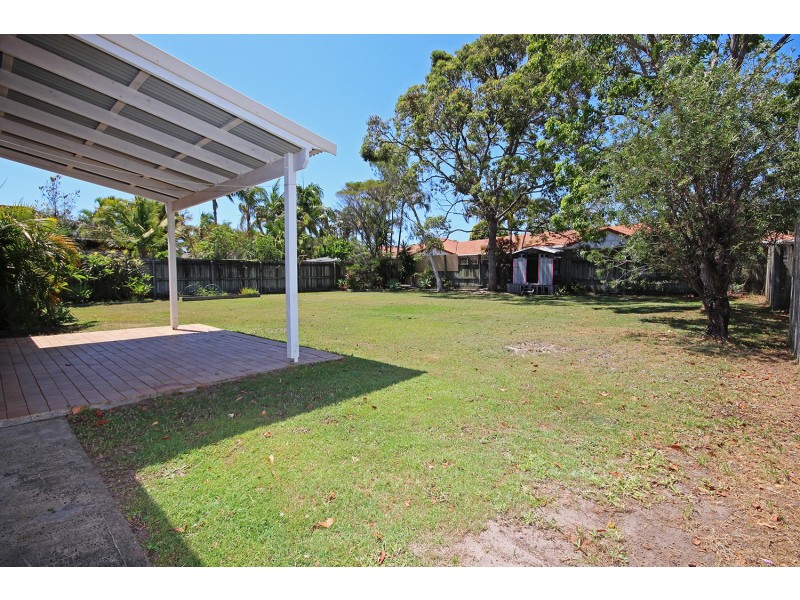 35 McKenzie Avenue, Pottsville NSW 2489