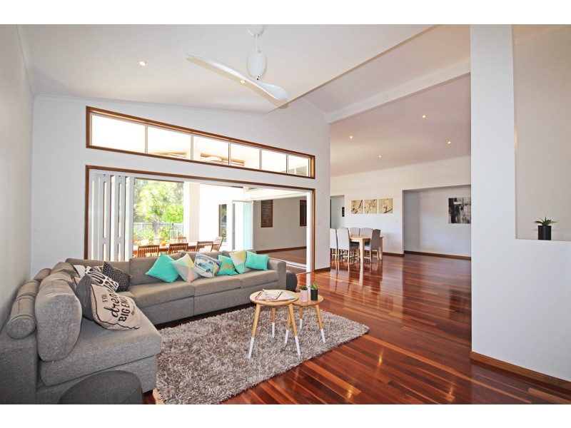 135 Overall Drive, Pottsville NSW 2489