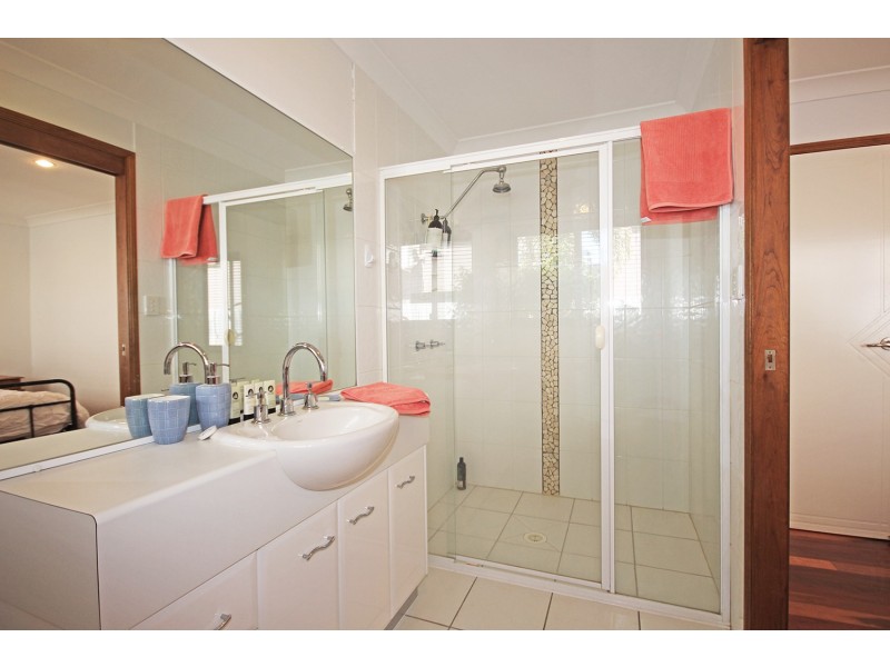 135 Overall Drive, Pottsville NSW 2489