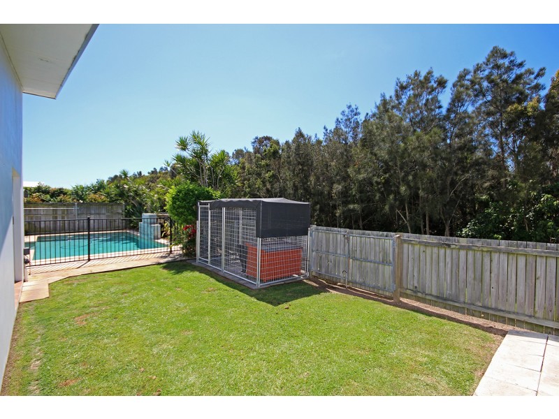 135 Overall Drive, Pottsville NSW 2489