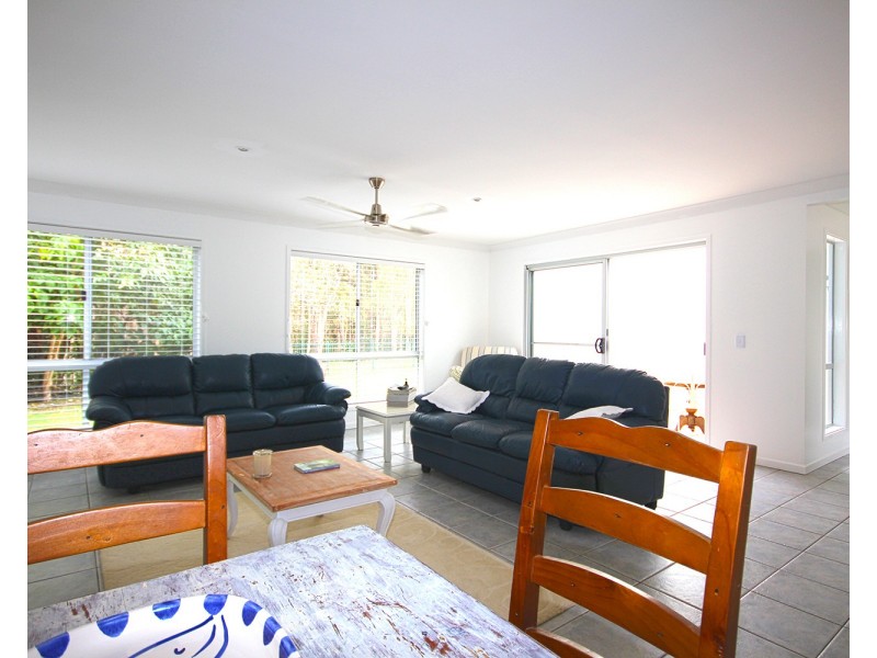 5 Butternut Place, Pottsville NSW 2489