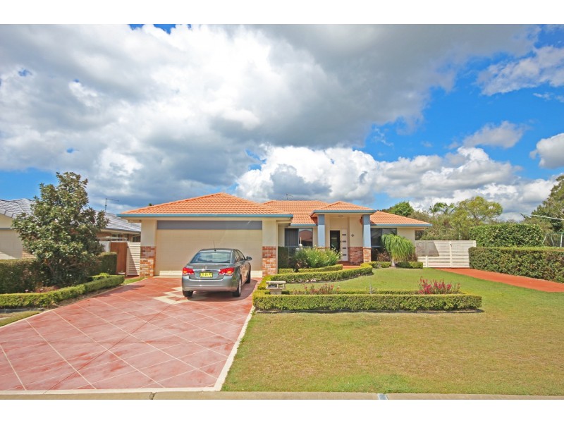 3 Border Crescent, Pottsville NSW 2489