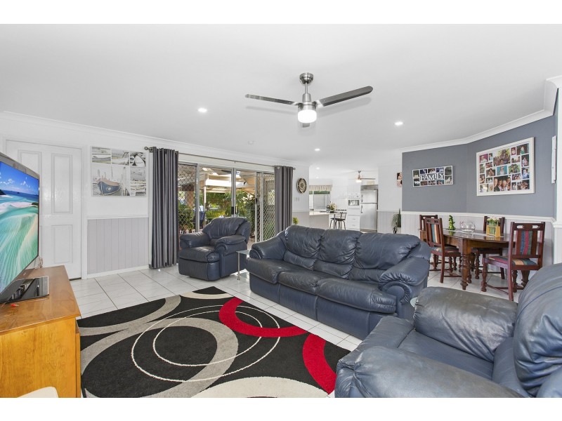 41 Andrew Avenue, Pottsville NSW 2489