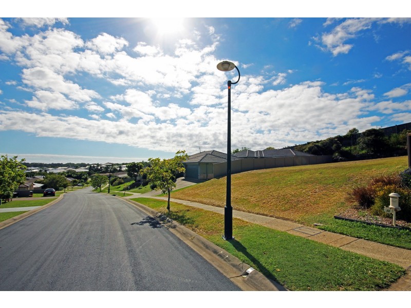 37 Newcastle Drive, Pottsville NSW 2489