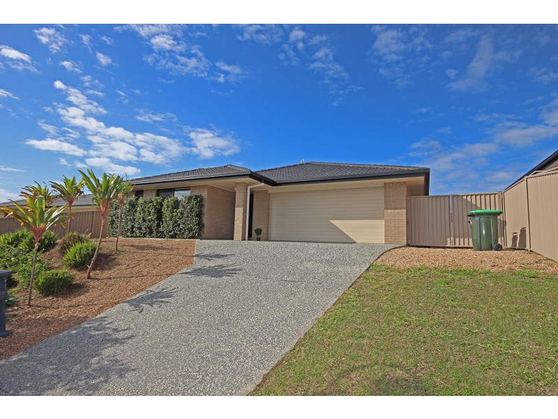 84 Mylestrom Circle, Pottsville NSW 2489