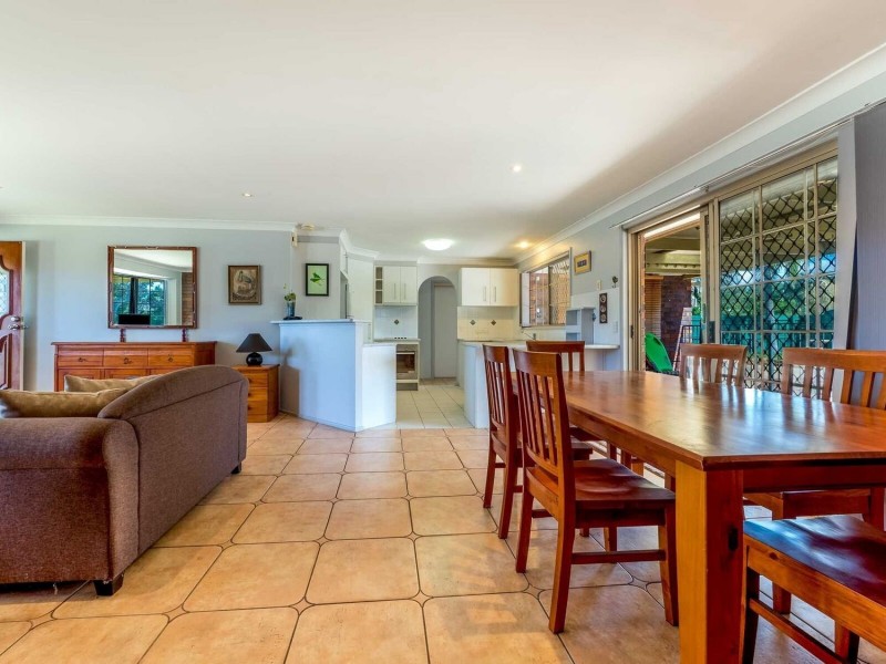 10 Caroline Street, Pottsville NSW 2489