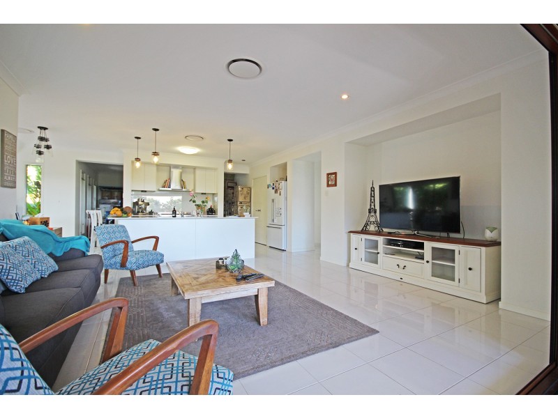 48 Newcastle Drive, Pottsville NSW 2489