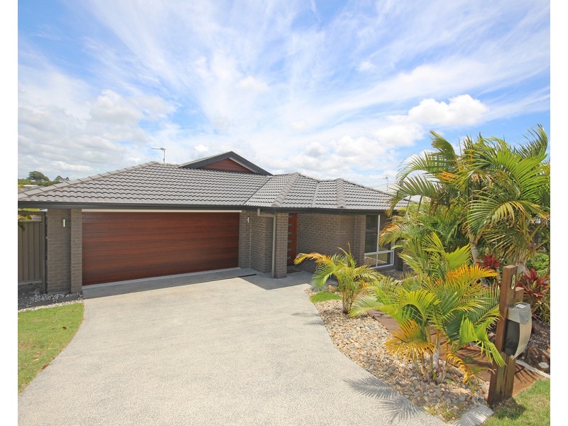 8 Valla Street, Pottsville NSW 2489