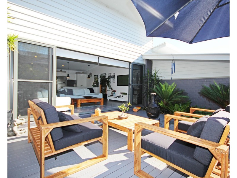 2 Mylestom Circle, Pottsville NSW 2489