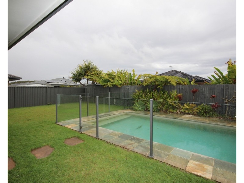 188 Overall Drive, Pottsville NSW 2489