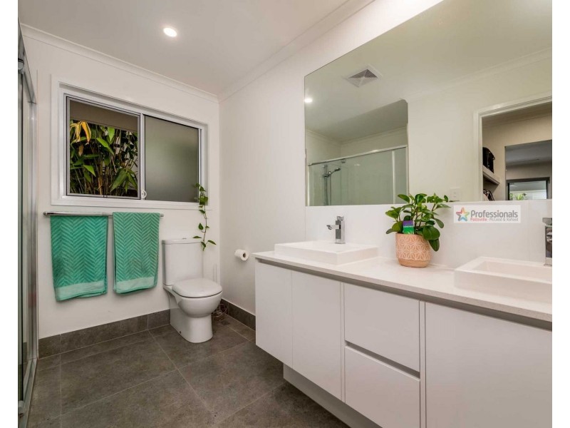 42 Macadamia Drive, Pottsville NSW 2489