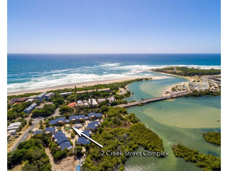 2/2 Creek Street, Hastings Point NSW 2489