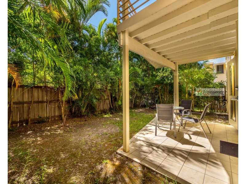 2/2 Creek Street, Hastings Point NSW 2489