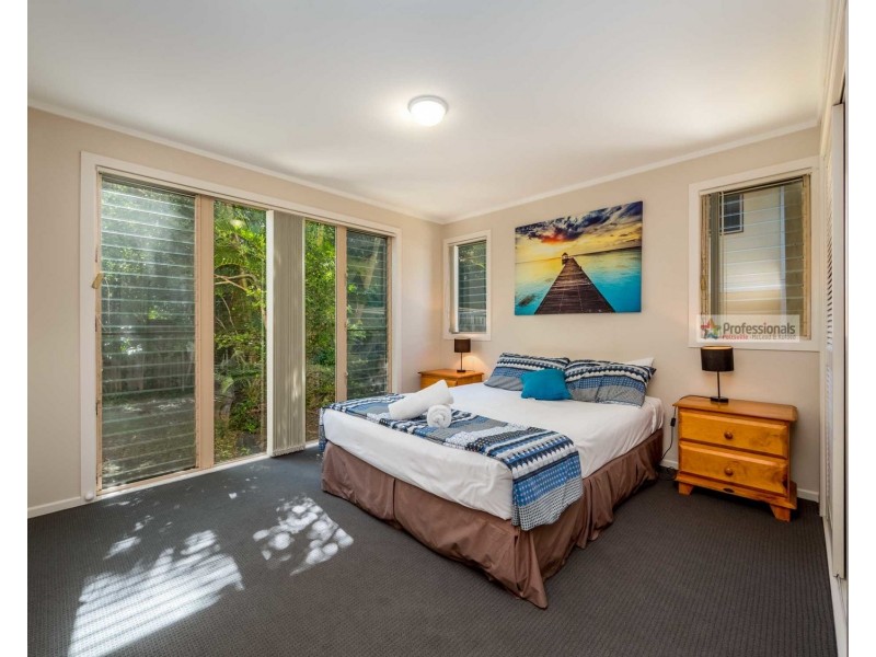 2/2 Creek Street, Hastings Point NSW 2489