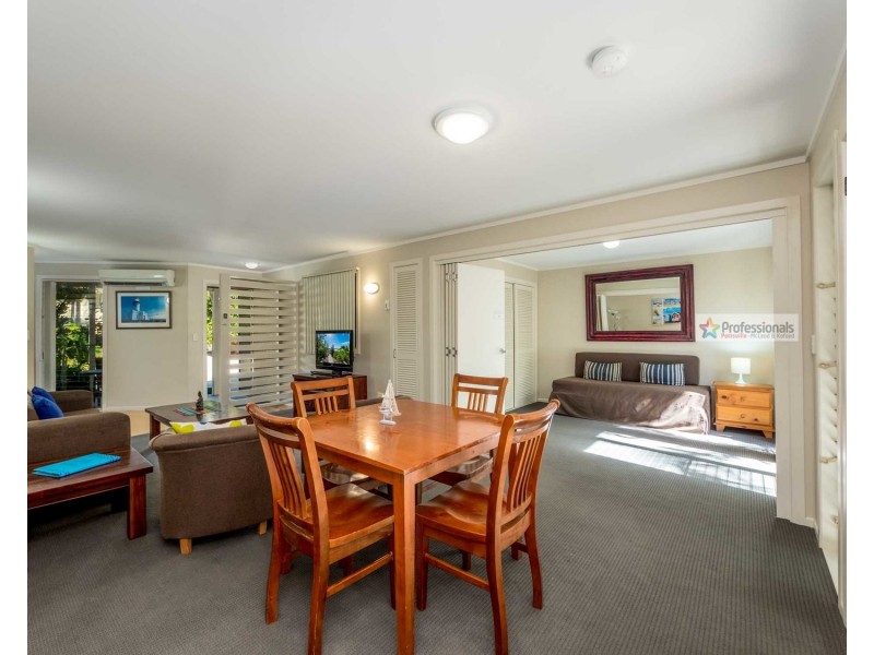 2/2 Creek Street, Hastings Point NSW 2489