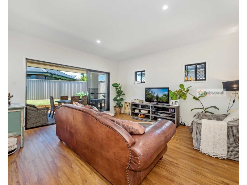 84 Mylestom Circle, Pottsville NSW 2489