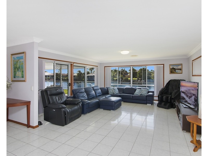 3 Edinburgh Court, Pottsville NSW 2489
