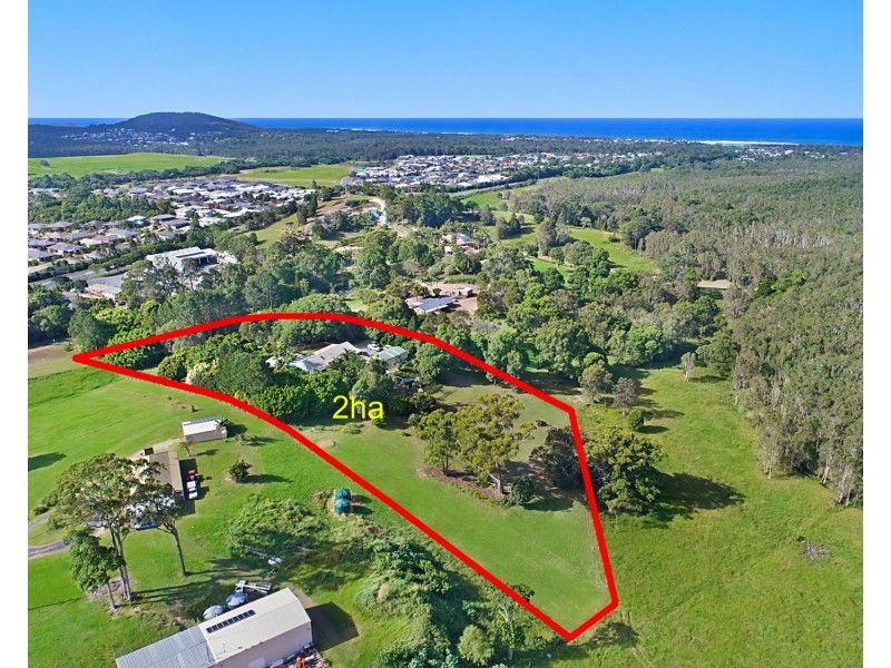 10 Hazelwood Drive, Pottsville NSW 2489