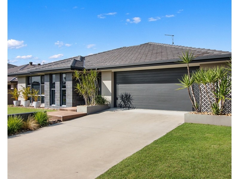 15 Watego Drive, Pottsville NSW 2489