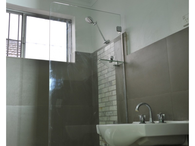 1/77 Augusta Street, Punchbowl NSW 2196