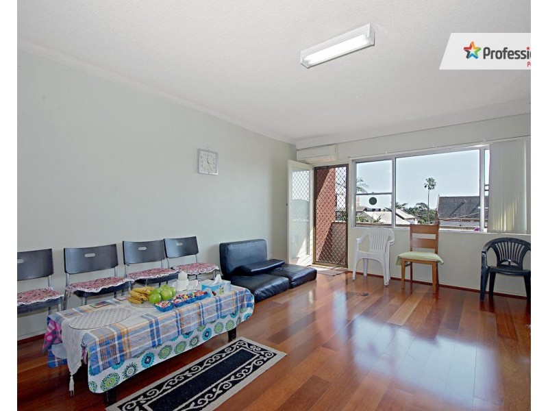 4/13 QUIGG Street, Lakemba NSW 2195