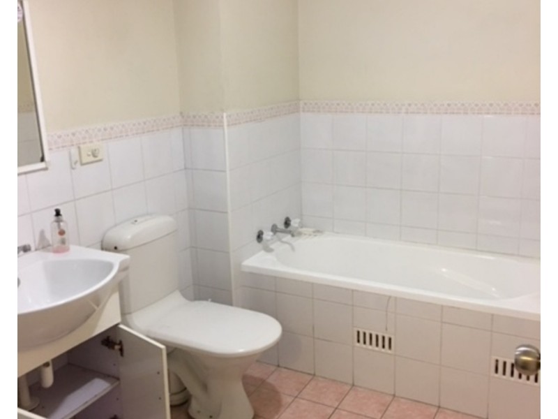 10/45-49 De Witt Street, Bankstown NSW 2200