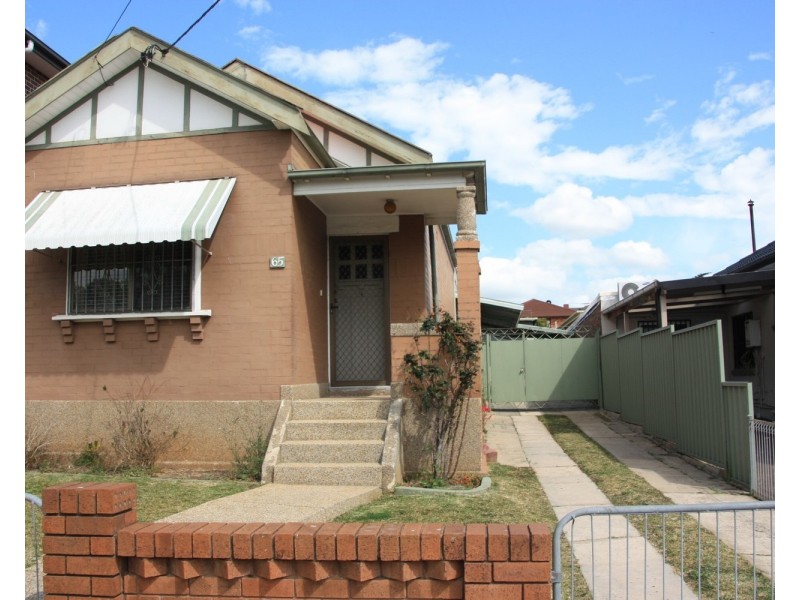 65 Rosemont Street, Punchbowl NSW 2196
