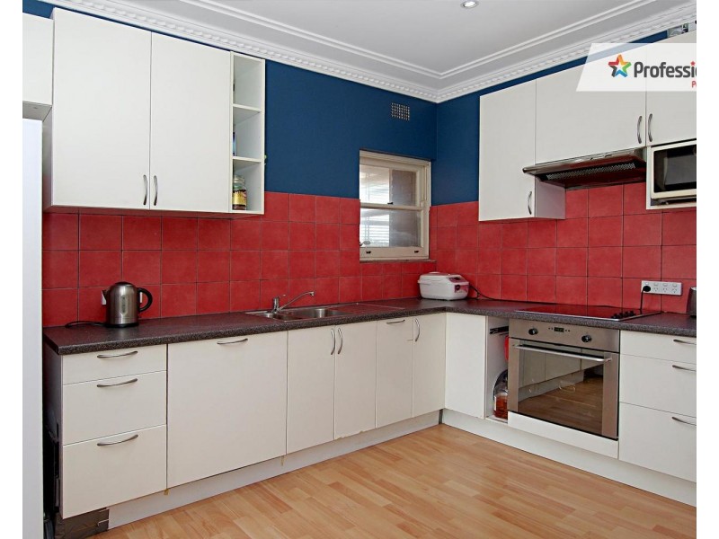8/174 BROADARROW Road, Riverwood NSW 2210