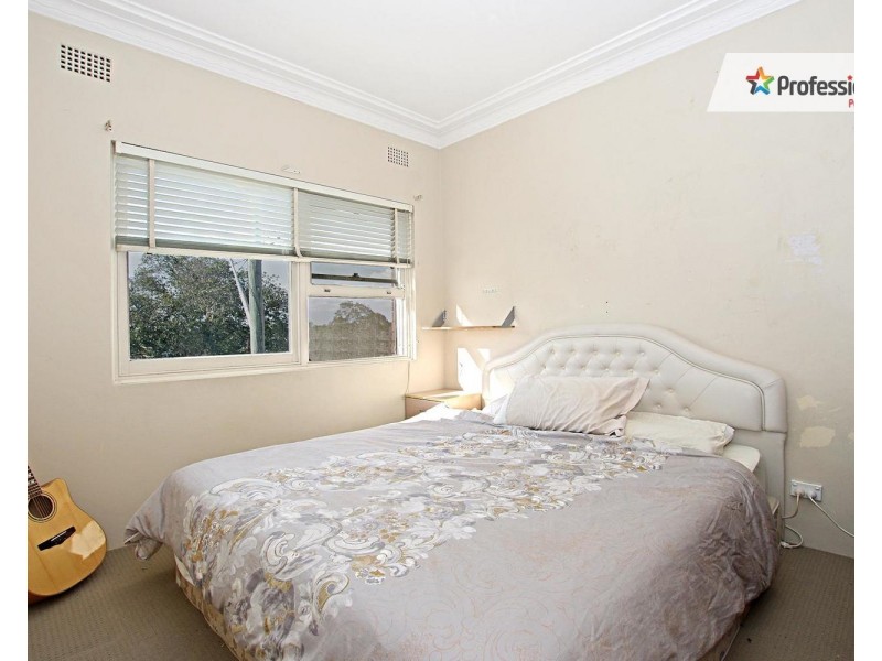 8/174 BROADARROW Road, Riverwood NSW 2210