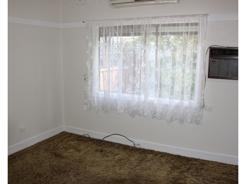 32 Boundary Road, Mortdale NSW 2223