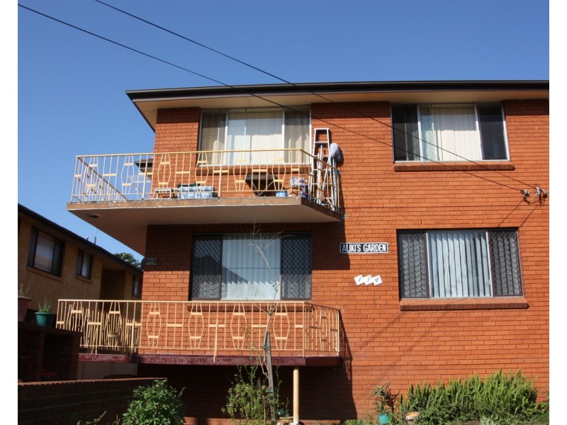 1/114 Rossmore Avenue, Punchbowl NSW 2196