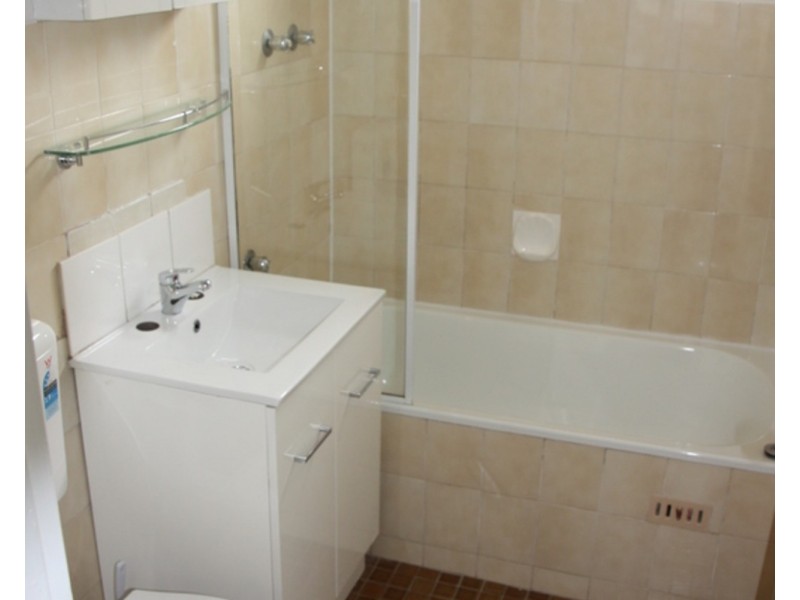 7/98 Victoria Road, Punchbowl NSW 2196