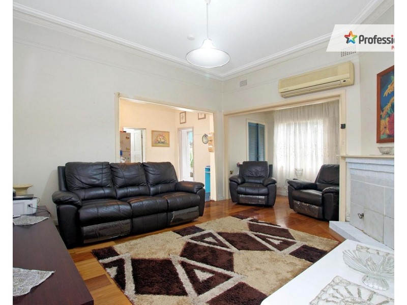 125 VICTORIA Road, Punchbowl NSW 2196