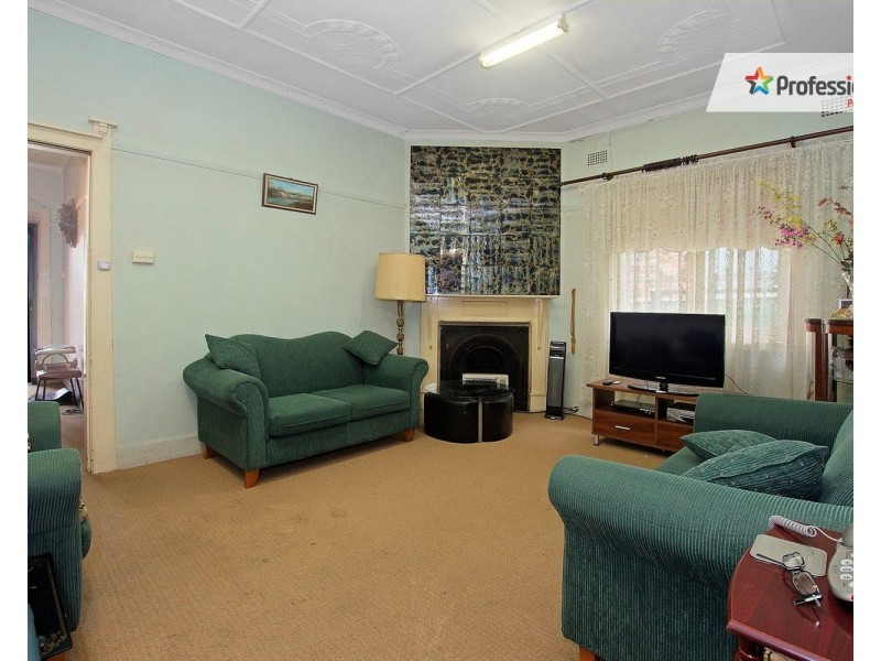 14 ACACIA Avenue, Punchbowl NSW 2196