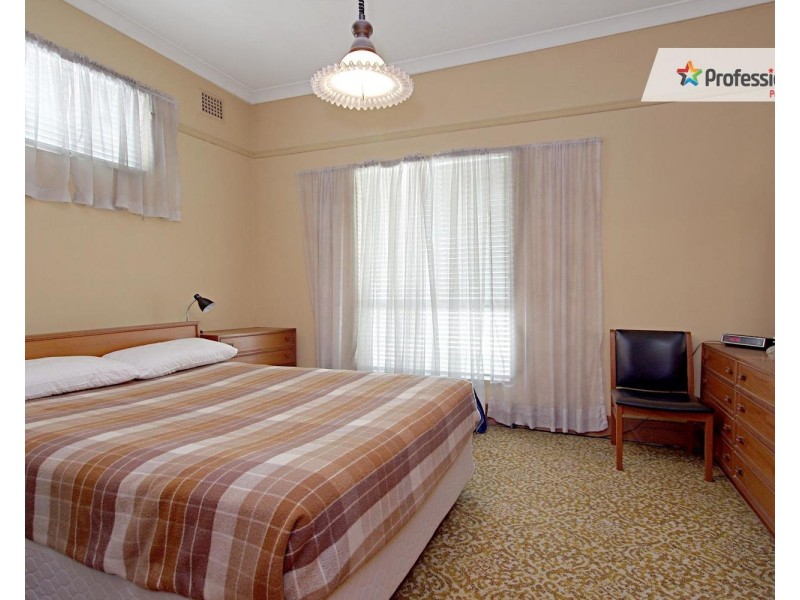 18 ROSEMONT NTH Street, Punchbowl NSW 2196