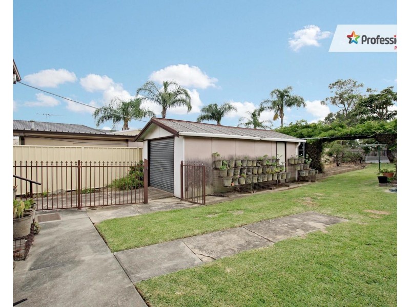 18 ROSEMONT NTH Street, Punchbowl NSW 2196